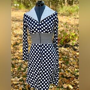 Fantastic 1950’s vintage navy blue/white polka dot dress.
MCM, Retro,